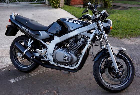SUZUKI GS500E SUZUKI GS500E